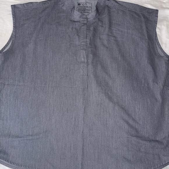 Figs Rafaela Graphite Scrub Top - Picture 4 of 7